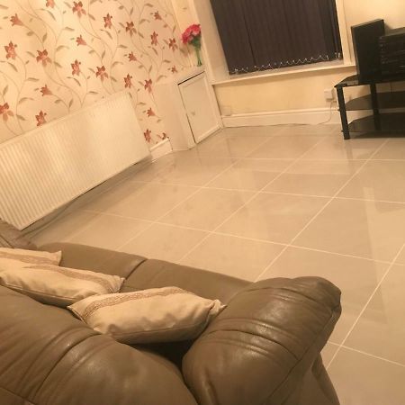 Entire B&B Μπέρνλεϊ Εξωτερικό φωτογραφία